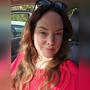 Meet your Posher, Jillian